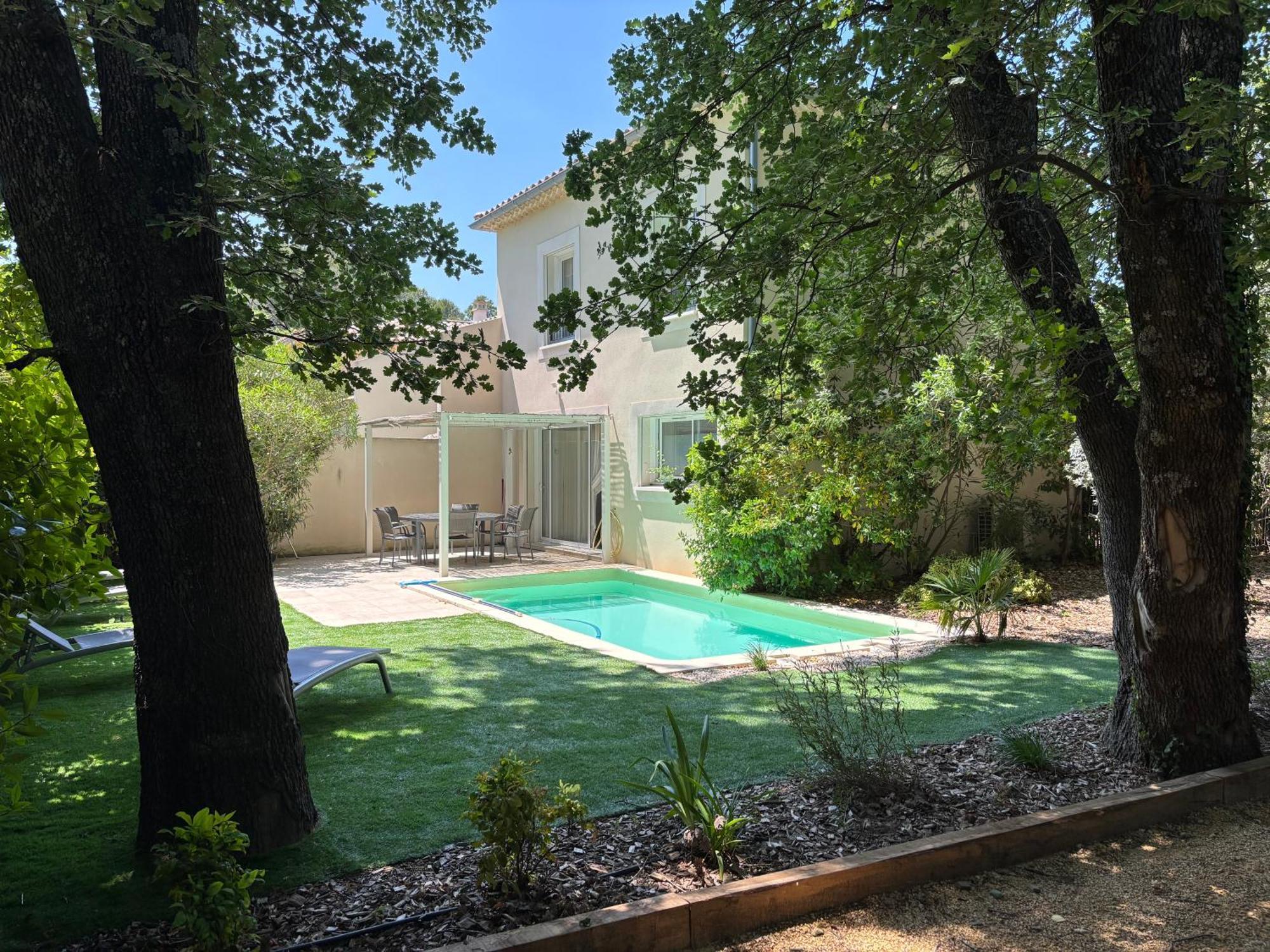 Les Jardins Du Castelas - Piscines, Jardins Et Spas Privatifs Uchaux ภายนอก รูปภาพ